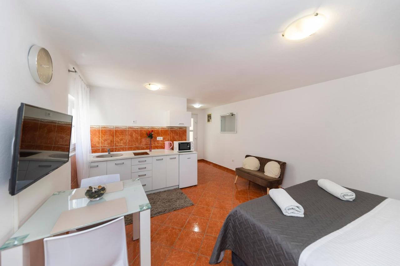 Apartmani Valentina Apartment